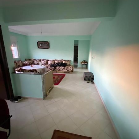 Lovely Appartement Salé Extérieur photo
